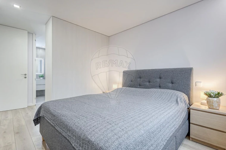Apartamento T3 para Venda em Espinho Foto 19