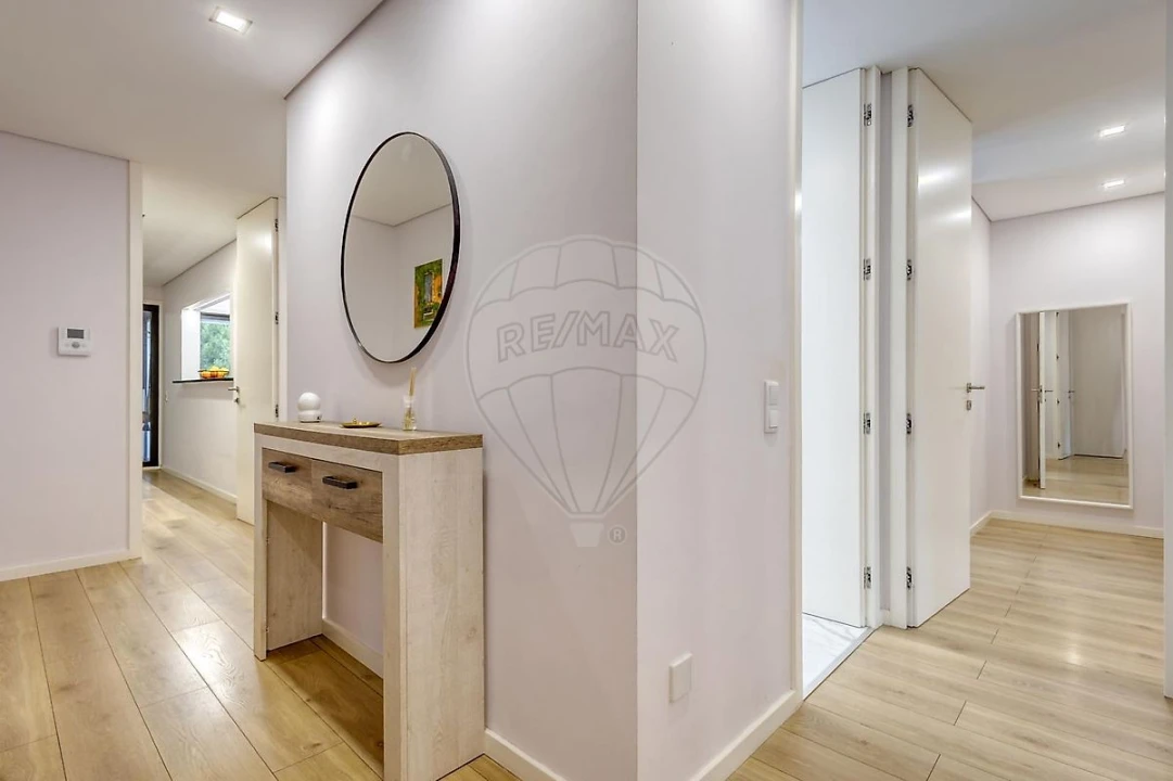 Apartamento T3 para Venda em Espinho Foto 4