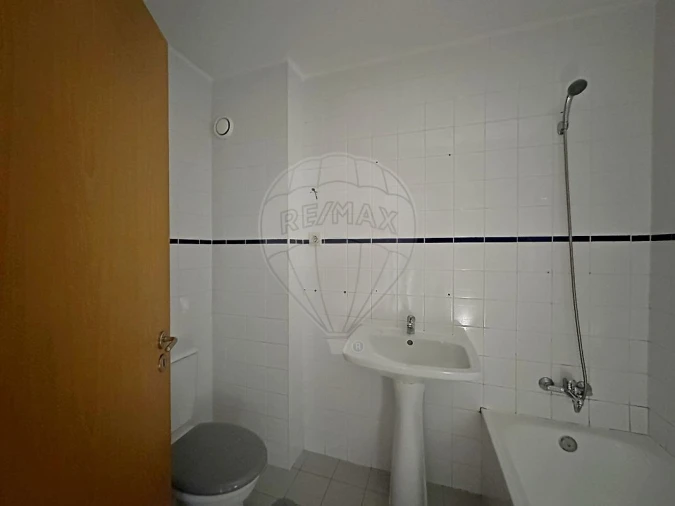 Apartamento T2 para Venda em Gulpilhares e Valadares Foto 11