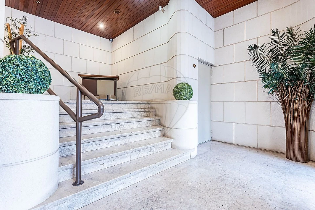 Apartamento T3 para Venda em Beato Foto 34