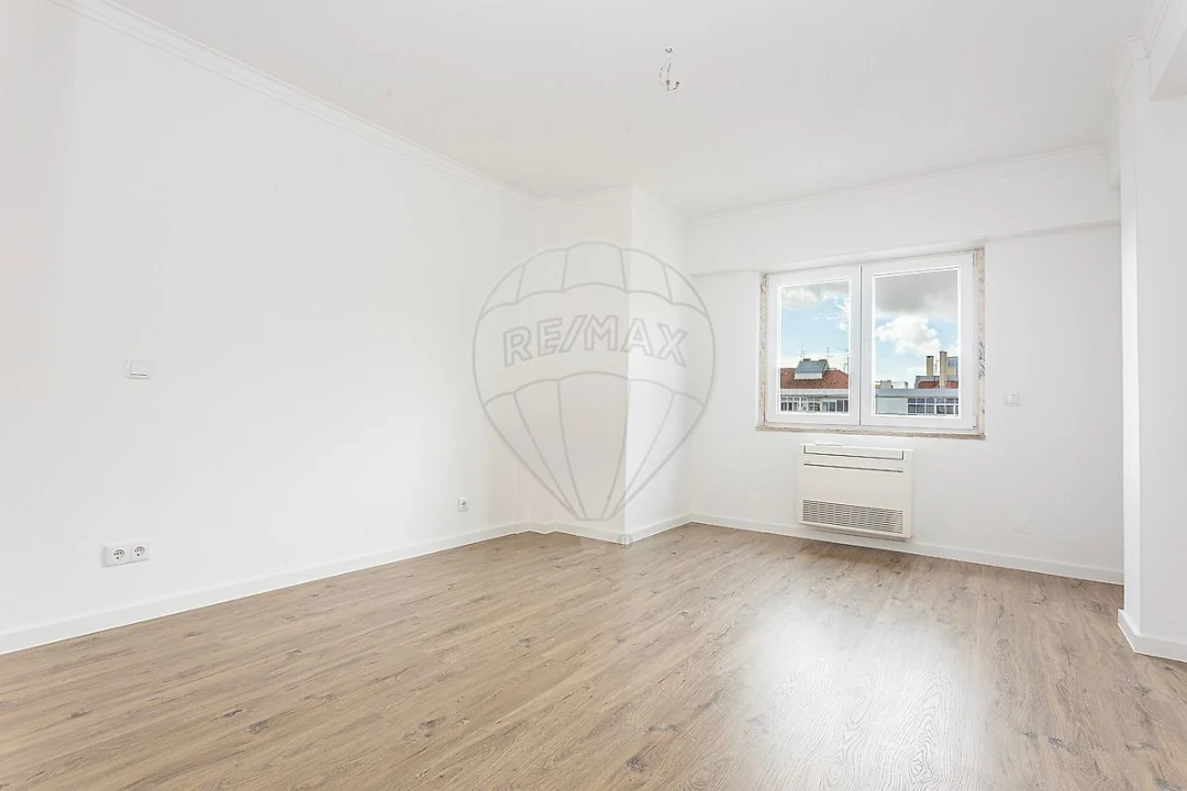 Apartamento T3 para Venda em Beato Foto 21