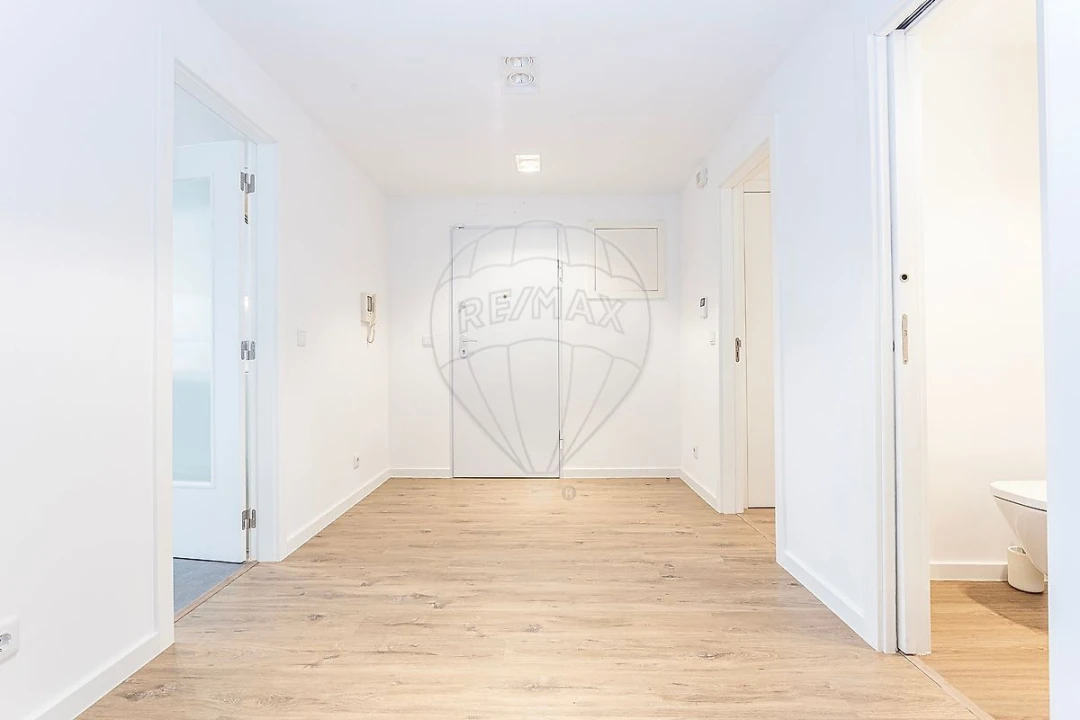 Apartamento T3 para Venda em Beato Foto 2