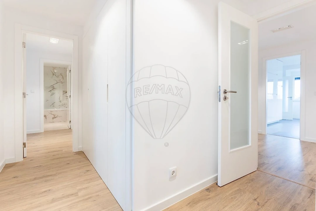 Apartamento T3 para Venda em Beato Foto 25