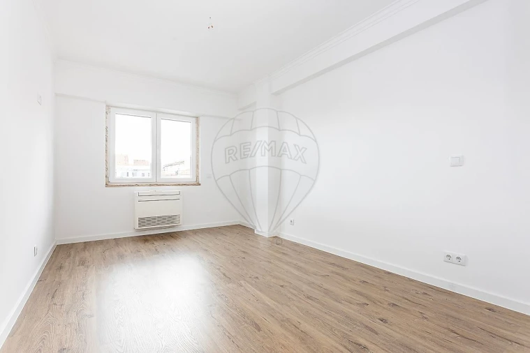 Apartamento T3 para Venda em Beato Foto 30