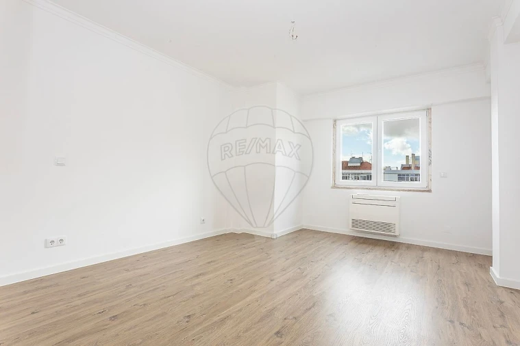 Apartamento T3 para Venda em Beato Foto 21