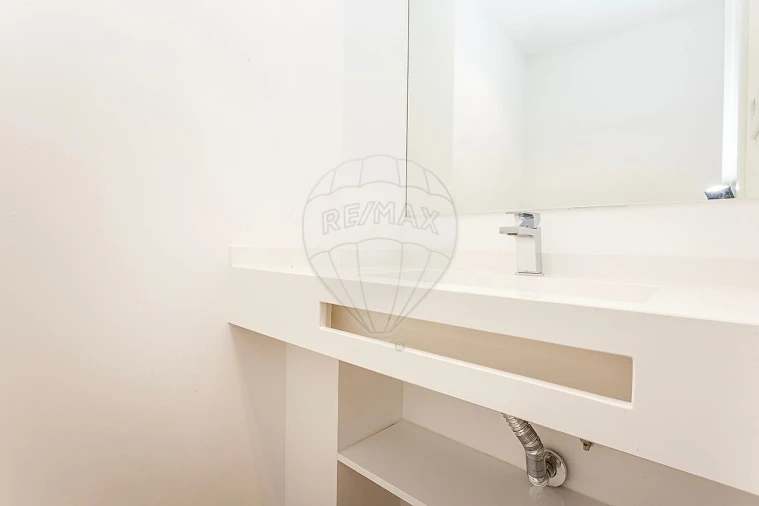 Apartamento T3 para Venda em Beato Foto 16