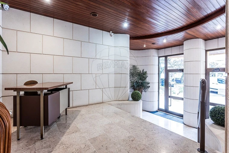 Apartamento T3 para Venda em Beato Foto 33