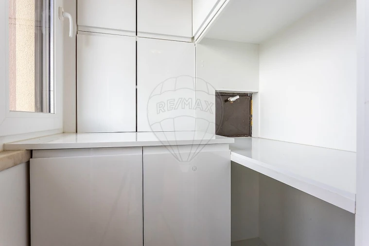 Apartamento T3 para Venda em Beato Foto 13