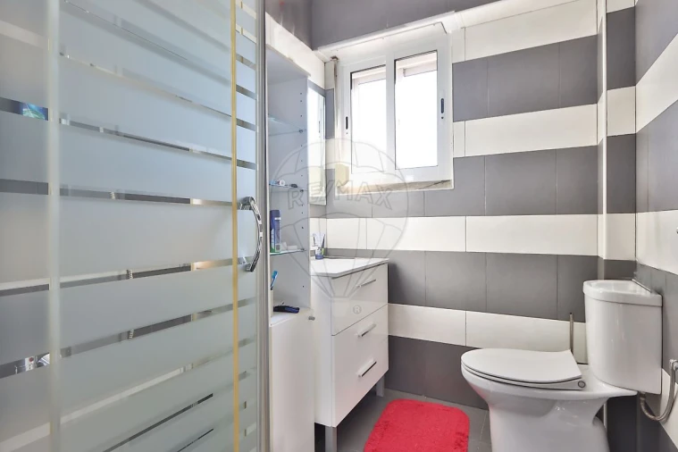 Apartamento T2 para Venda em Mina de Água Foto 9