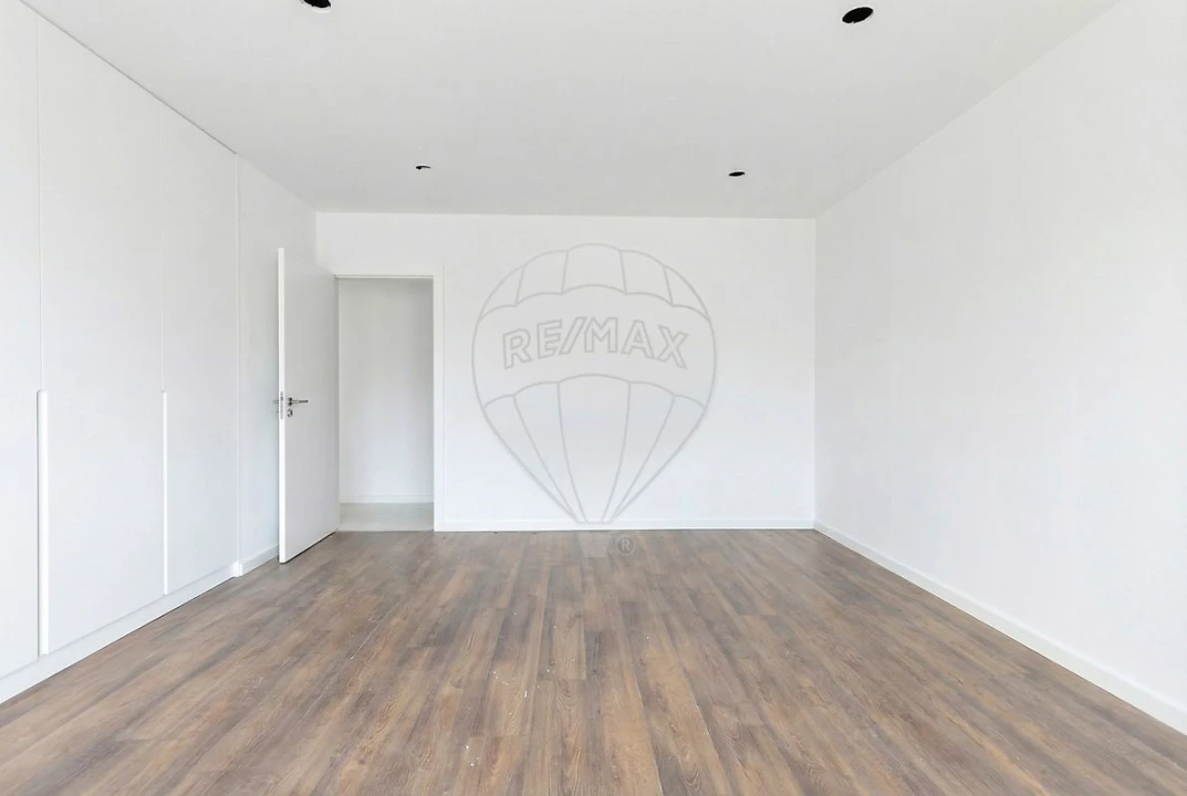 Moradia T4 para Venda em Ramalhal Foto 11