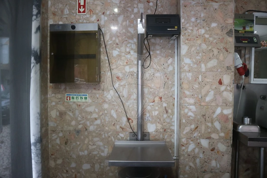 Negócio para Venda em Alverca do Ribatejo e Sobralinho Foto 12