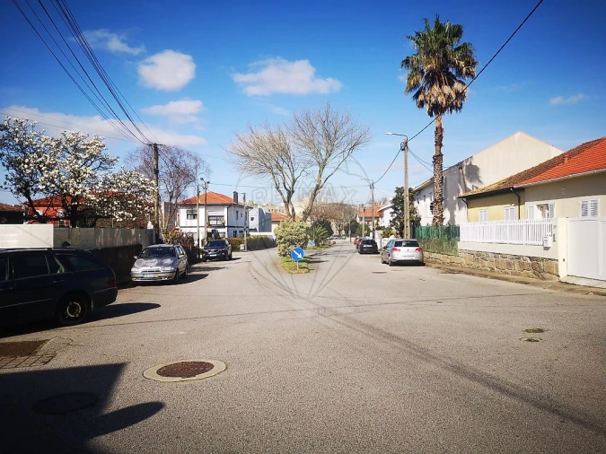 Terreno para Venda em São Mamede de Infesta e Senhora da Hora Foto 1