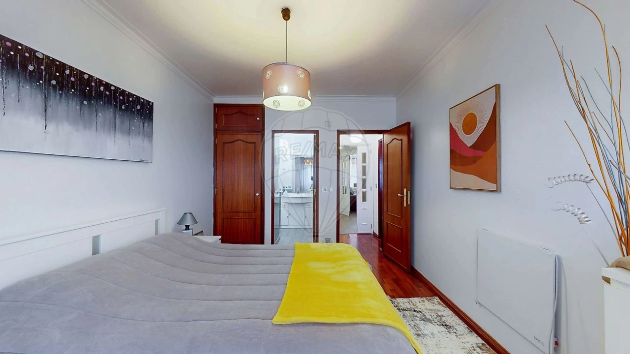 Apartamento T2 para Venda em Póvoa de Santa Iria e Forte da Casa Foto 30