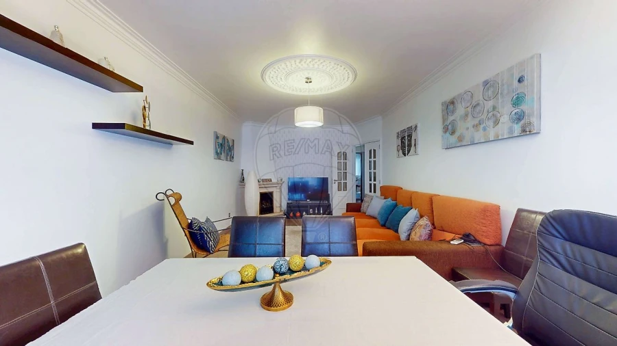 Apartamento T2 para Venda em Póvoa de Santa Iria e Forte da Casa Foto 16