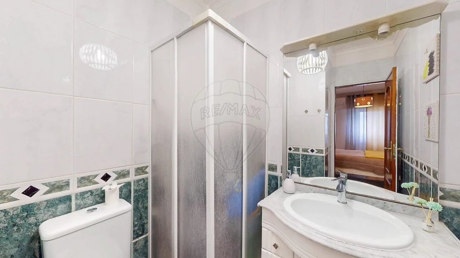 Apartamento T2 para Venda em Póvoa de Santa Iria e Forte da Casa Foto 32