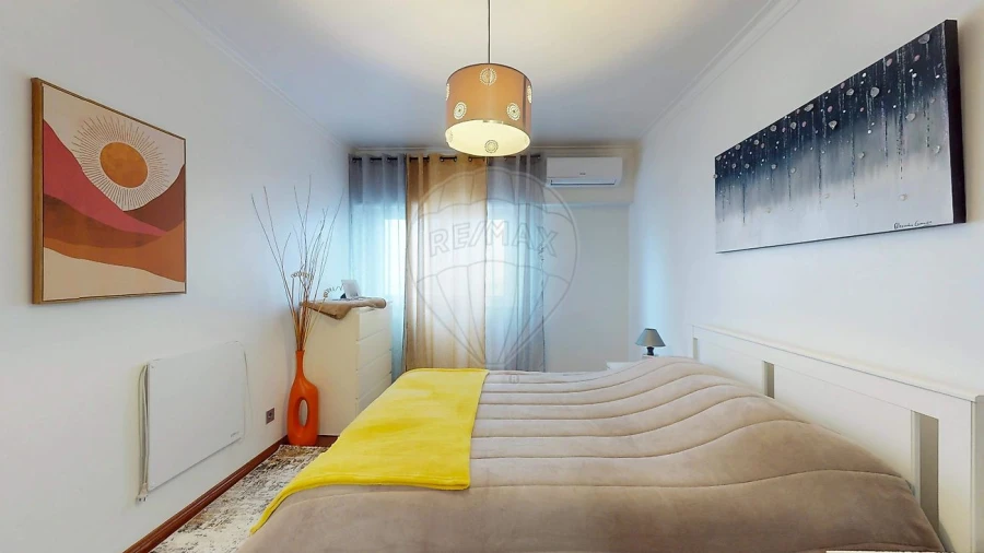 Apartamento T2 para Venda em Póvoa de Santa Iria e Forte da Casa Foto 28