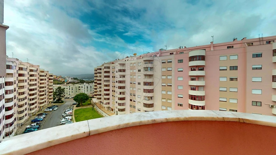 Apartamento T2 para Venda em Póvoa de Santa Iria e Forte da Casa Foto 37