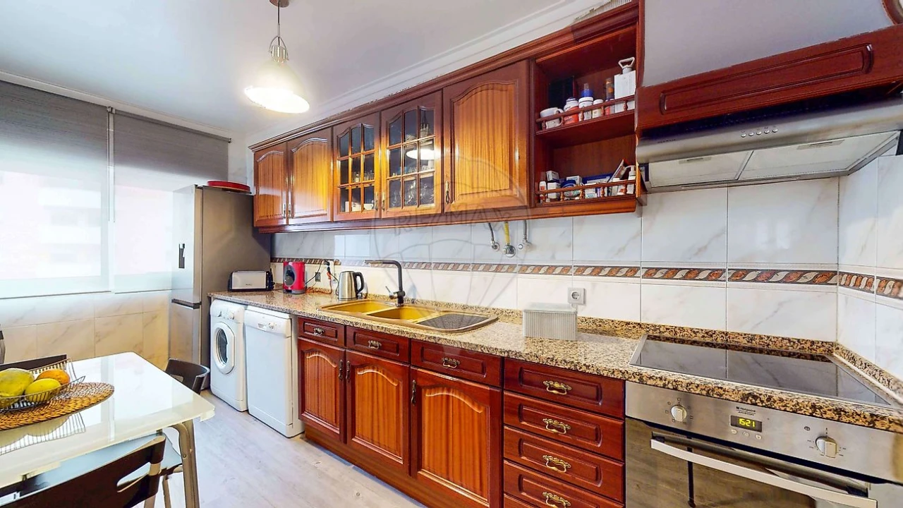 Apartamento T2 para Venda em Póvoa de Santa Iria e Forte da Casa Foto 21