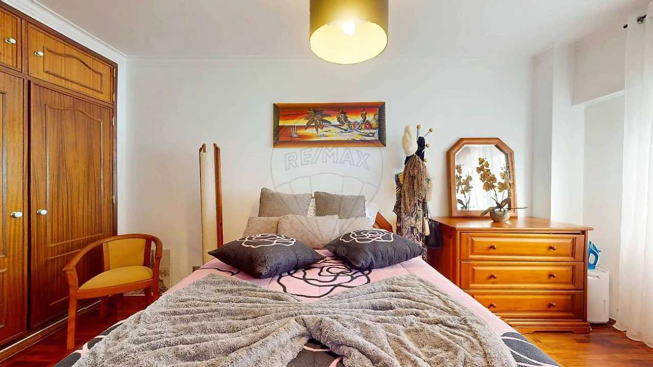 Apartamento T2 para Venda em Póvoa de Santa Iria e Forte da Casa Foto 25