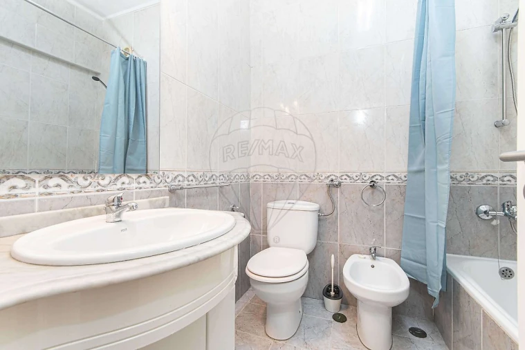 Apartamento T2 para Arrendamento em Póvoa de Santa Iria e Forte da Casa Foto 7