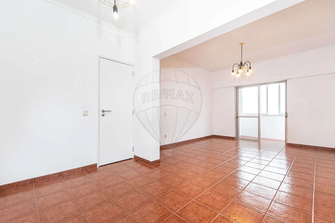 Apartamento T2 para Arrendamento em Póvoa de Santa Iria e Forte da Casa Foto 12