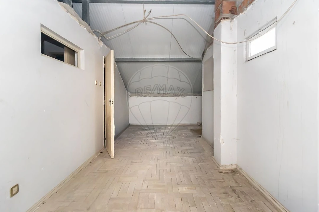 Apartamento T3 para Venda em Laranjeiro e Feijó Foto 32