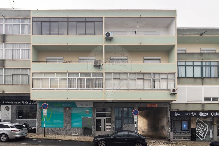 Apartamento T3 para Venda em Laranjeiro e Feijó Foto 33