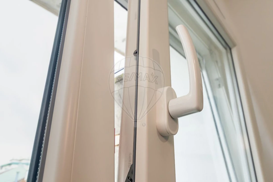 Apartamento T3 para Venda em Laranjeiro e Feijó Foto 17