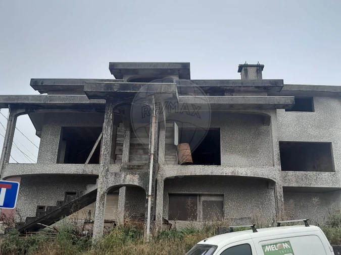 Moradia T3 para Venda em Argoncilhe Foto 2