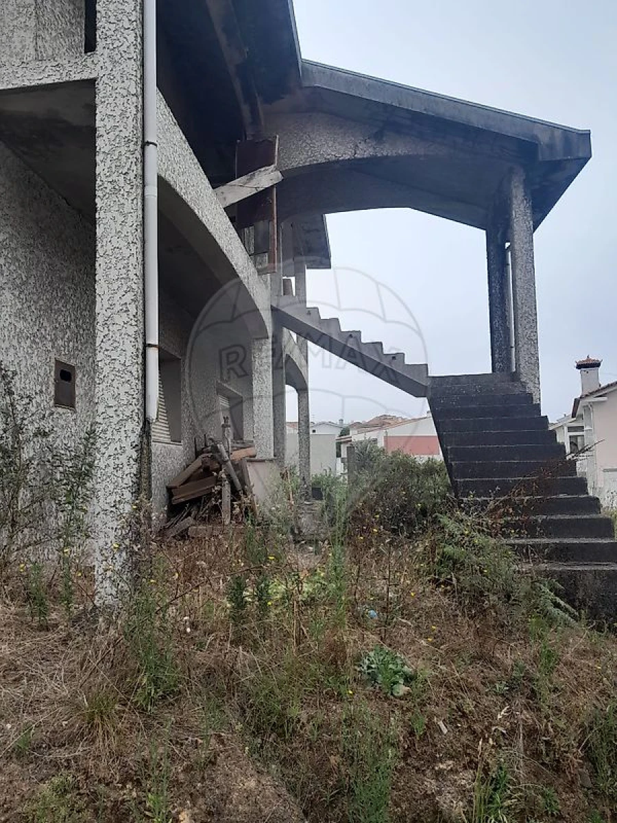 Moradia T3 para Venda em Argoncilhe Foto 8