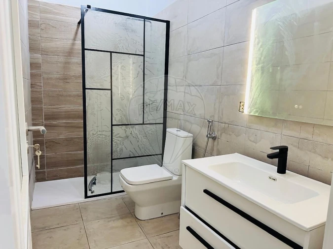 Moradia T3 para Venda em Arruda dos Vinhos Foto 4