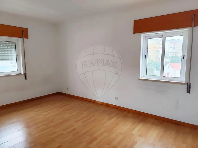 Apartamento T3 para Venda em Azambuja Foto 14