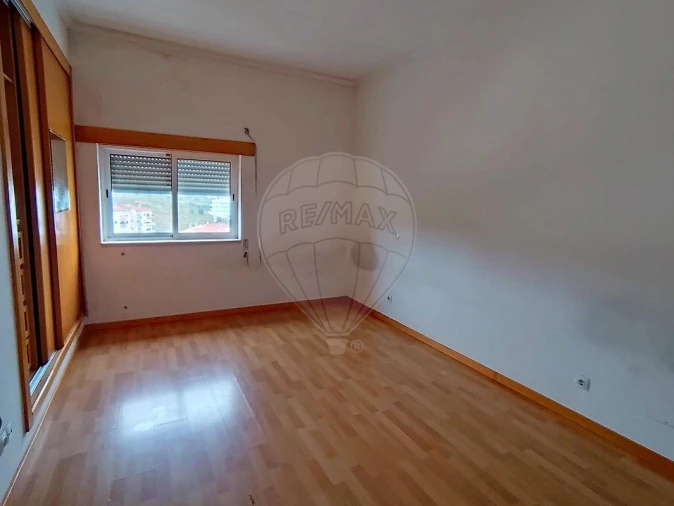 Apartamento T4 para Venda em Azambuja Foto 10