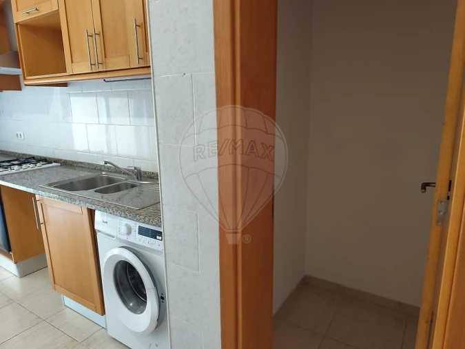 Apartamento T2 para Venda em Azambuja Foto 8