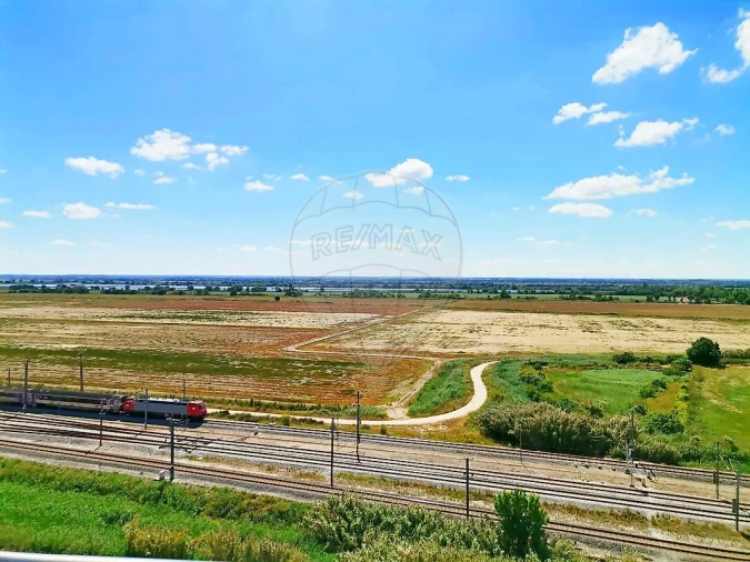 Apartamento T2 para Venda em Azambuja Foto 22