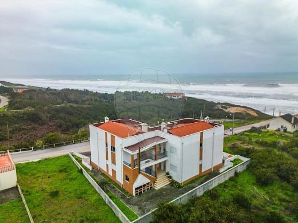 Apartamento T2 para Venda em Pataias e Martingança Foto 45