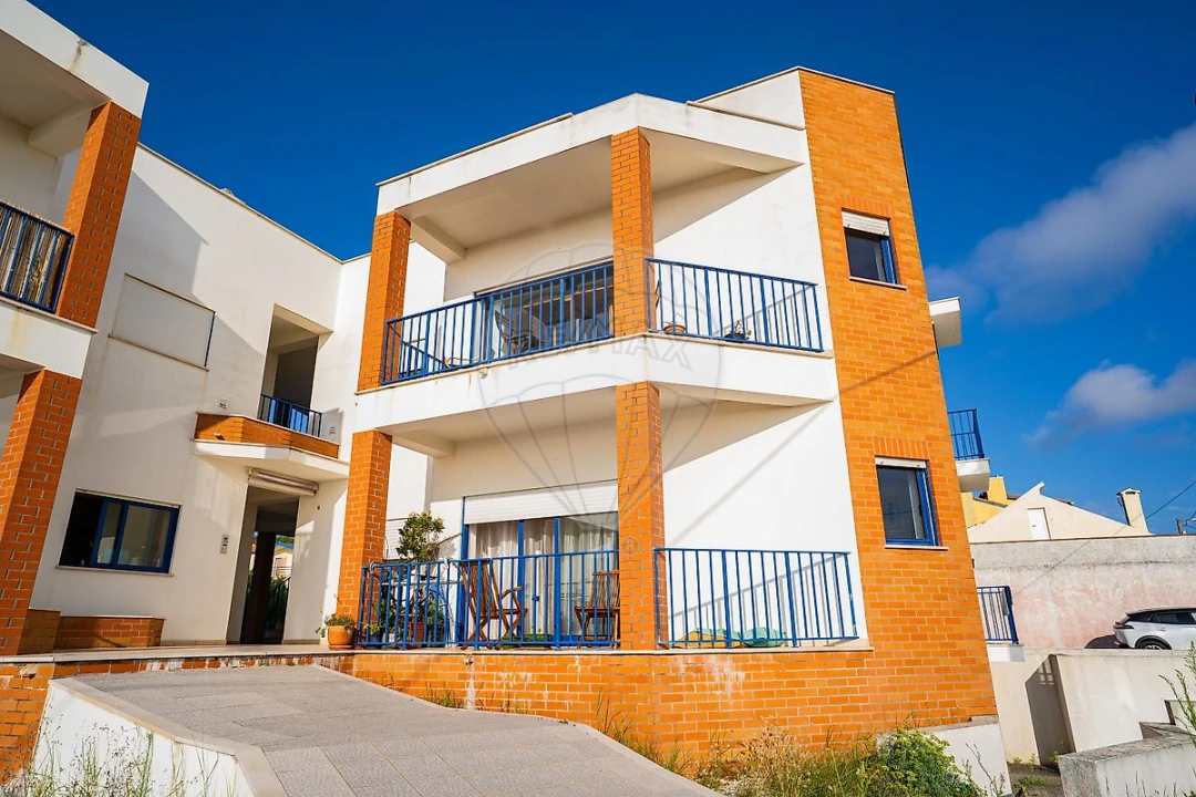 Apartamento T2 para Venda em Pataias e Martingança Foto 42