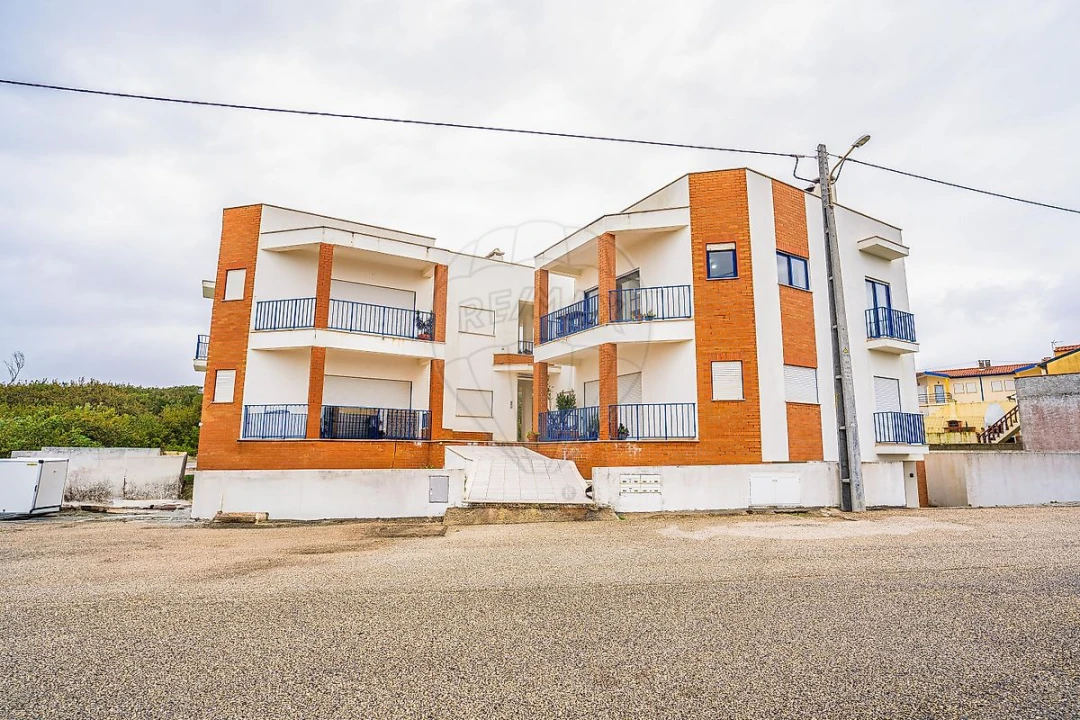 Apartamento T2 para Venda em Pataias e Martingança Foto 7