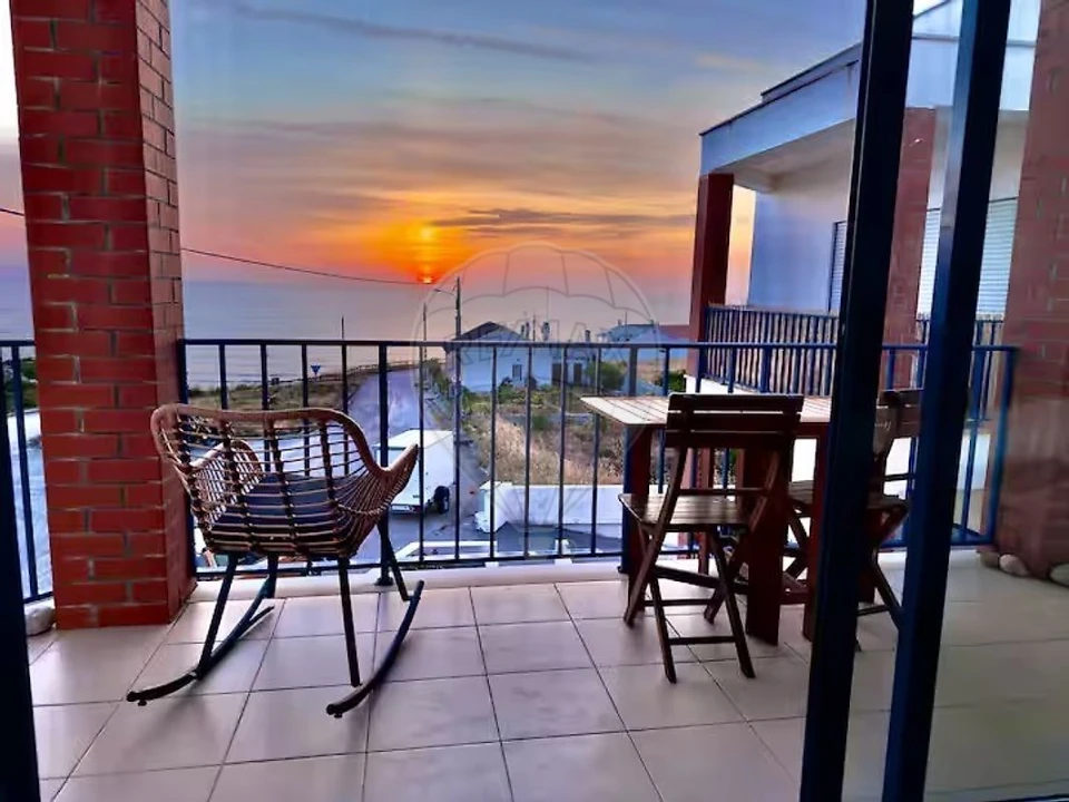 Apartamento T2 para Venda em Pataias e Martingança Foto 1