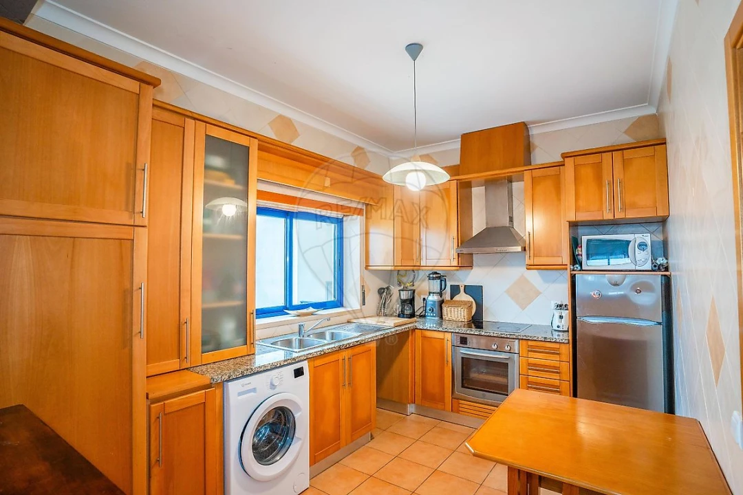 Apartamento T2 para Venda em Pataias e Martingança Foto 17