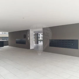 Apartamento T1 para Arrendamento em Paranhos