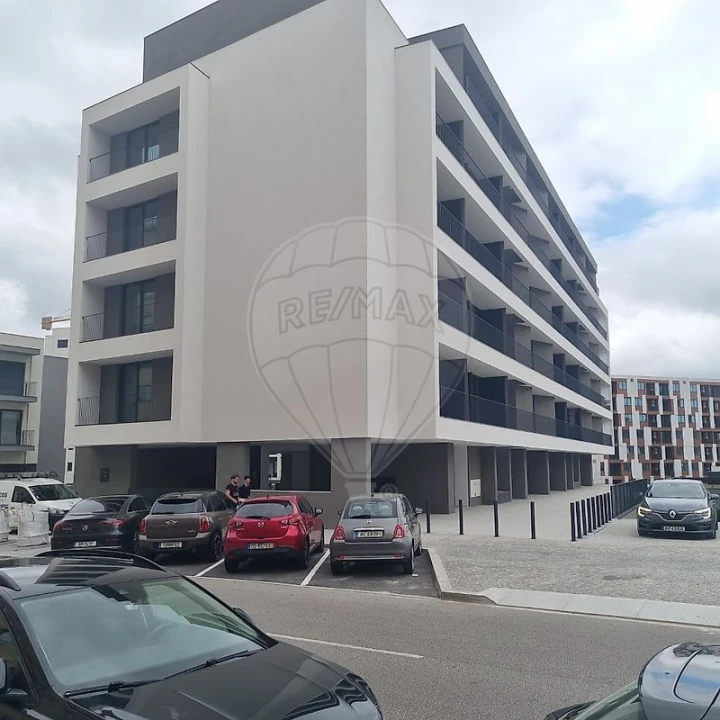 Apartamento T1 para Arrendamento em Paranhos Foto 16