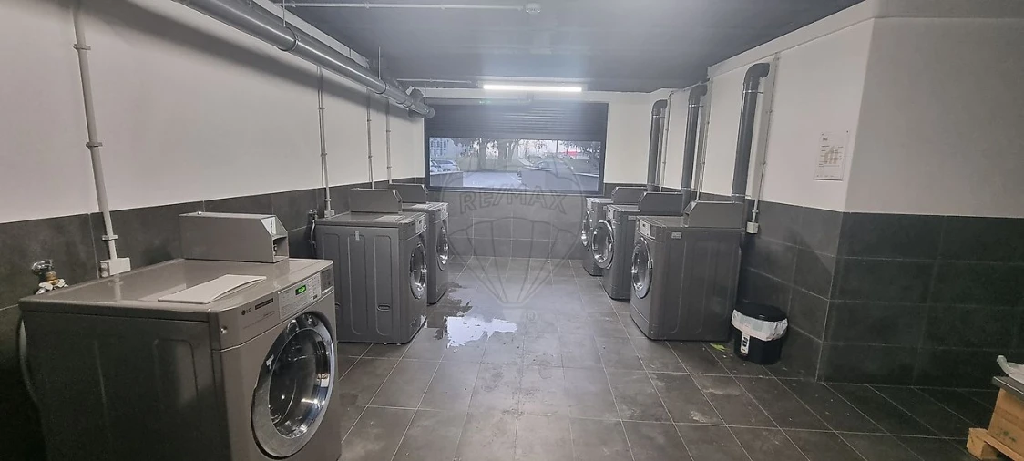 Apartamento T1 para Arrendamento em Paranhos Foto 21