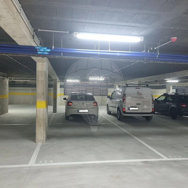 Apartamento T1 para Arrendamento em Paranhos Foto 17