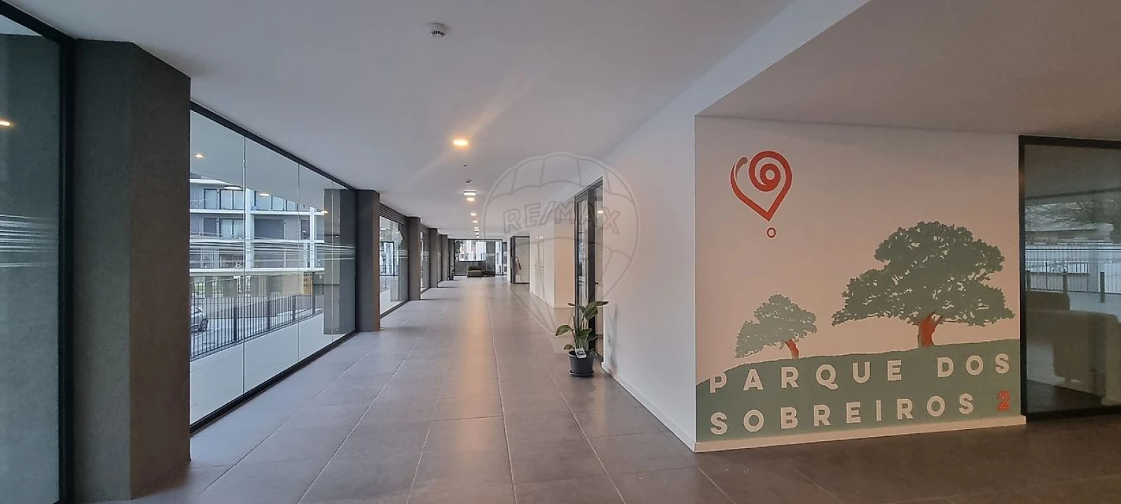 Apartamento T1 para Arrendamento em Paranhos Foto 19