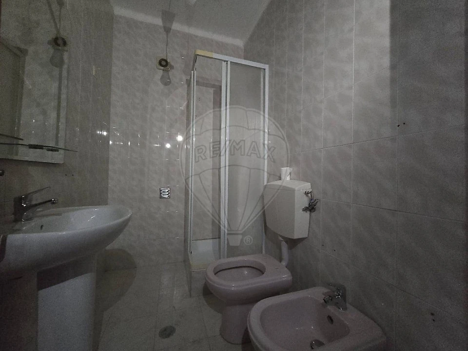 Prédio para Venda em Alto do Seixalinho, Santo André e Verderena Foto 7