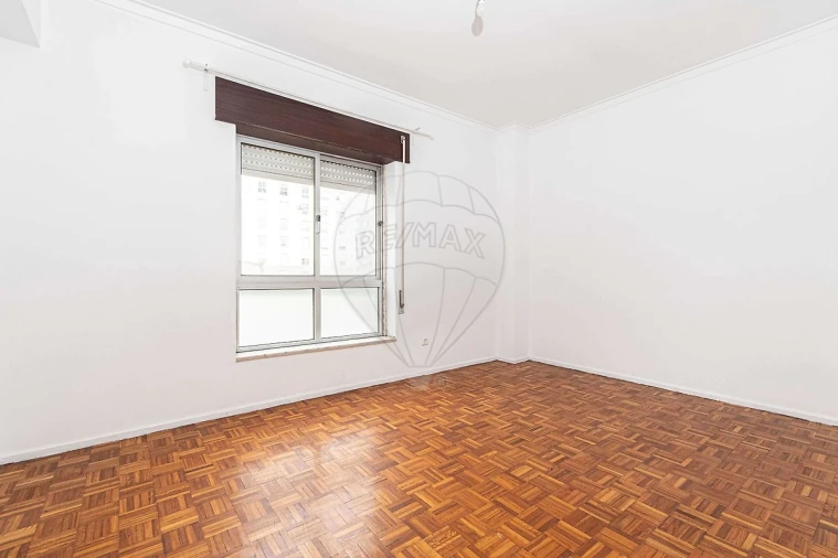 Apartamento T2 para Venda em Moscavide e Portela Foto 8