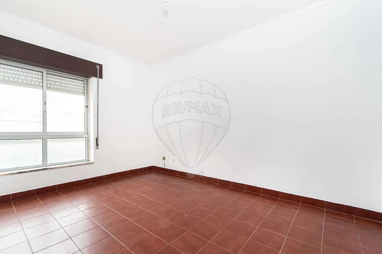 Apartamento T2 para Venda em Moscavide e Portela Foto 6