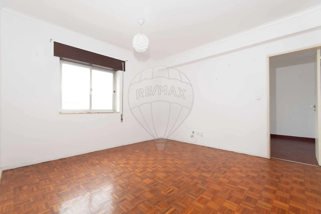 Apartamento T2 para Venda em Moscavide e Portela Foto 5