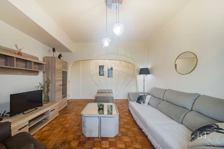 Apartamento T1 para Venda em Águas Livres Foto 7